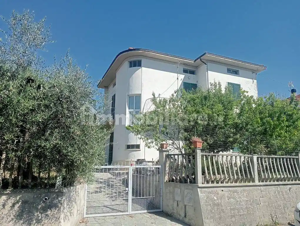 Villa in vendita a Cortona