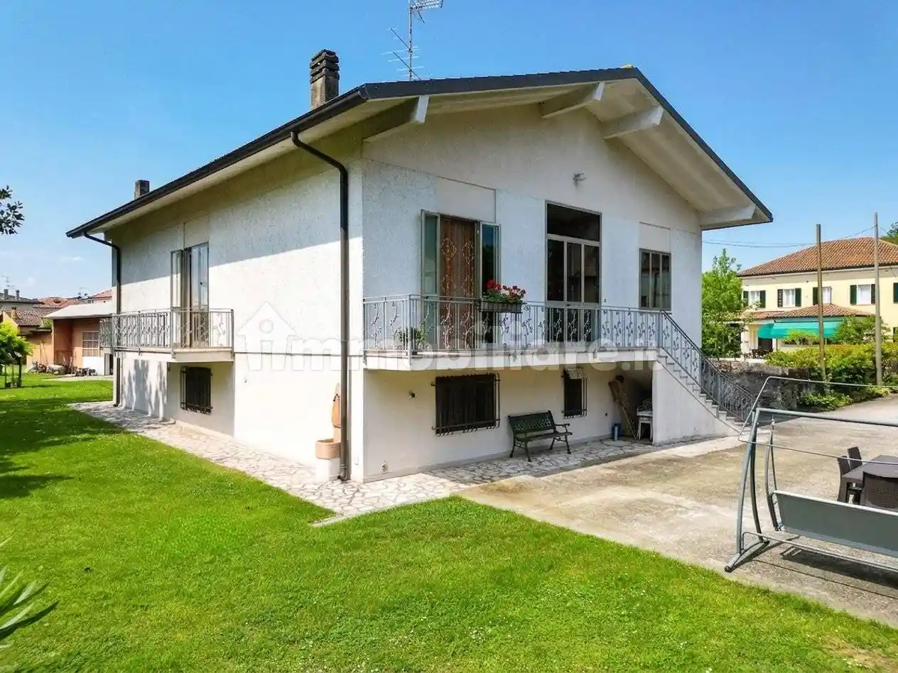 Villa in vendita a Isola Rizza