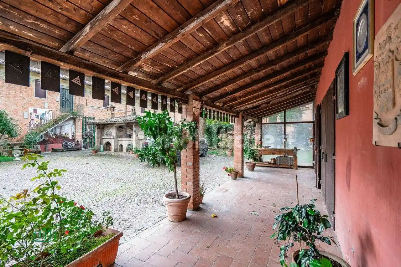 Villa in vendita a Castel San Pietro Terme