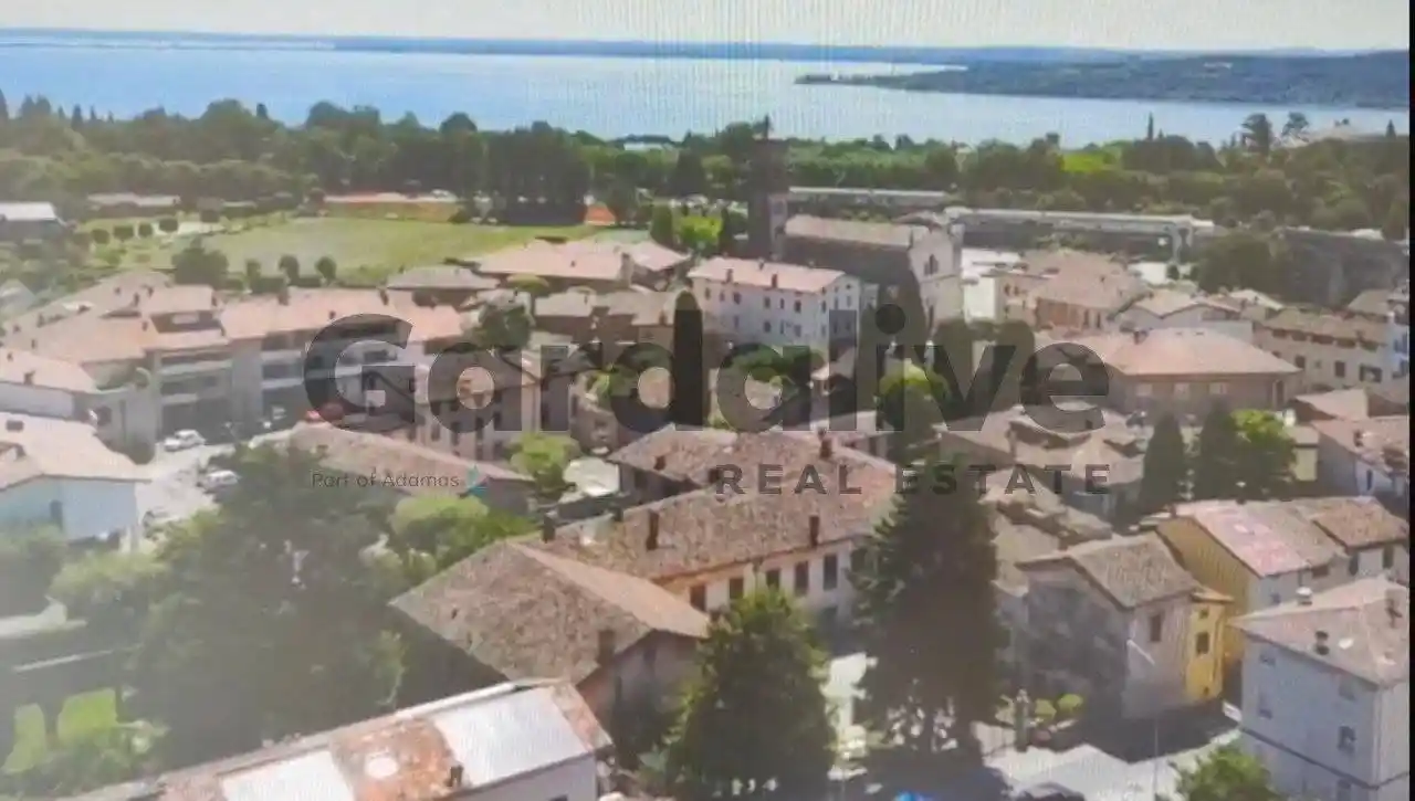 Appartamento in vendita a Padenghe sul Garda