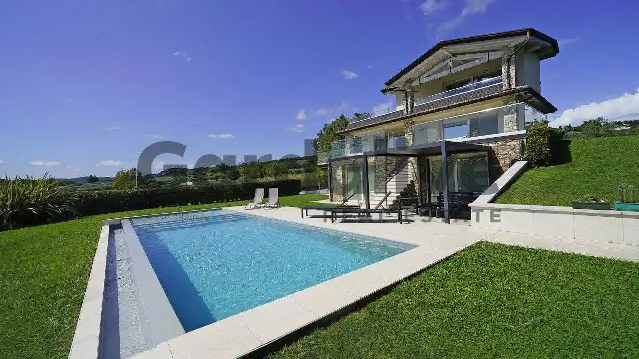Villa - foto 2