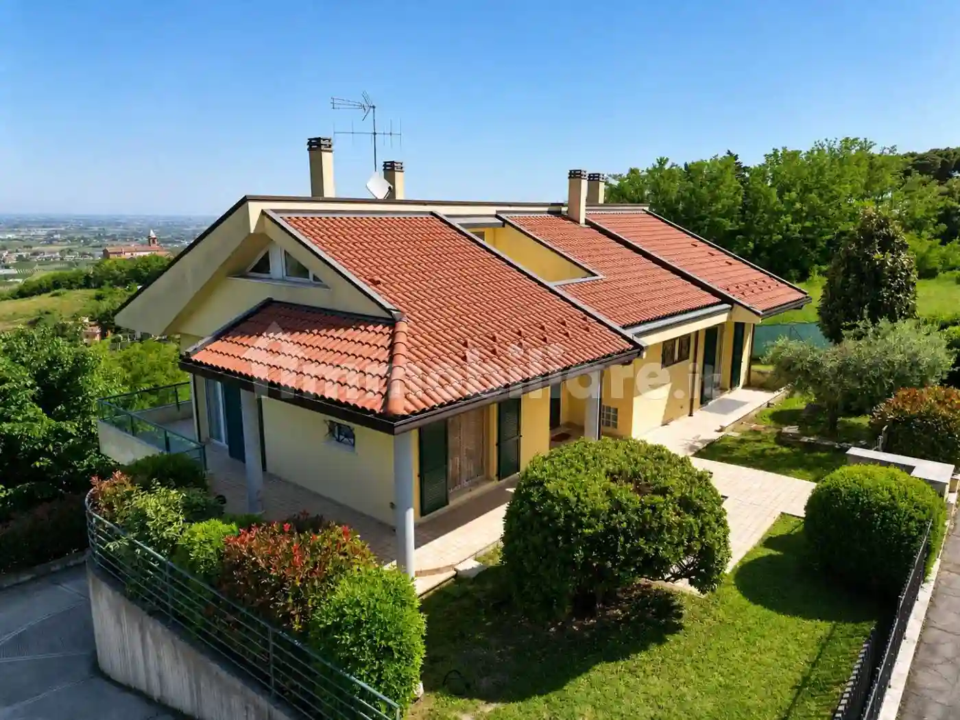 Villa - foto 2