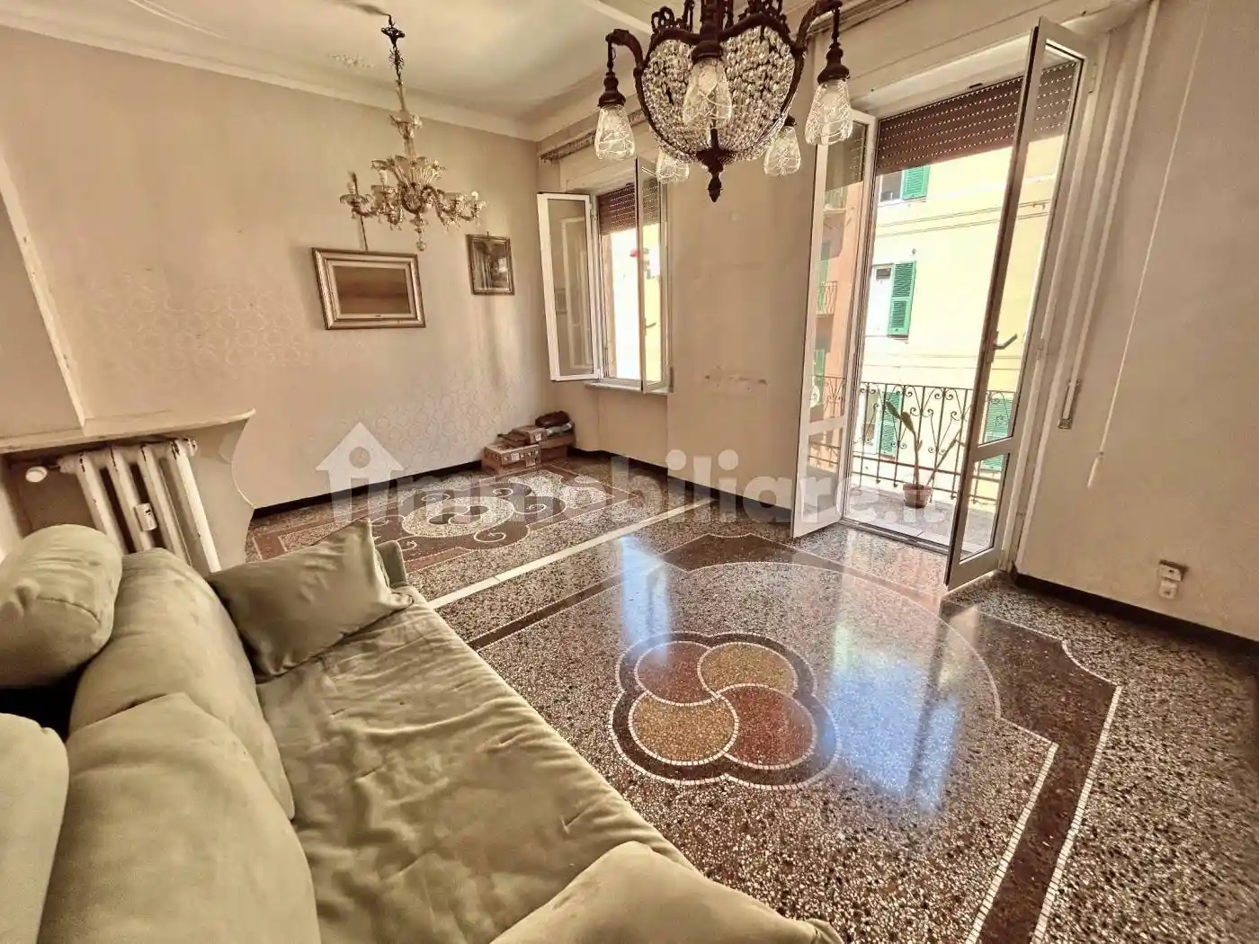 Appartamento in vendita a Genova