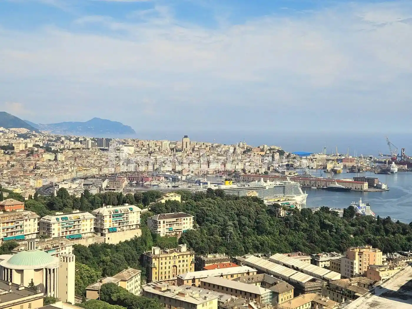 Appartamento in vendita a Genova