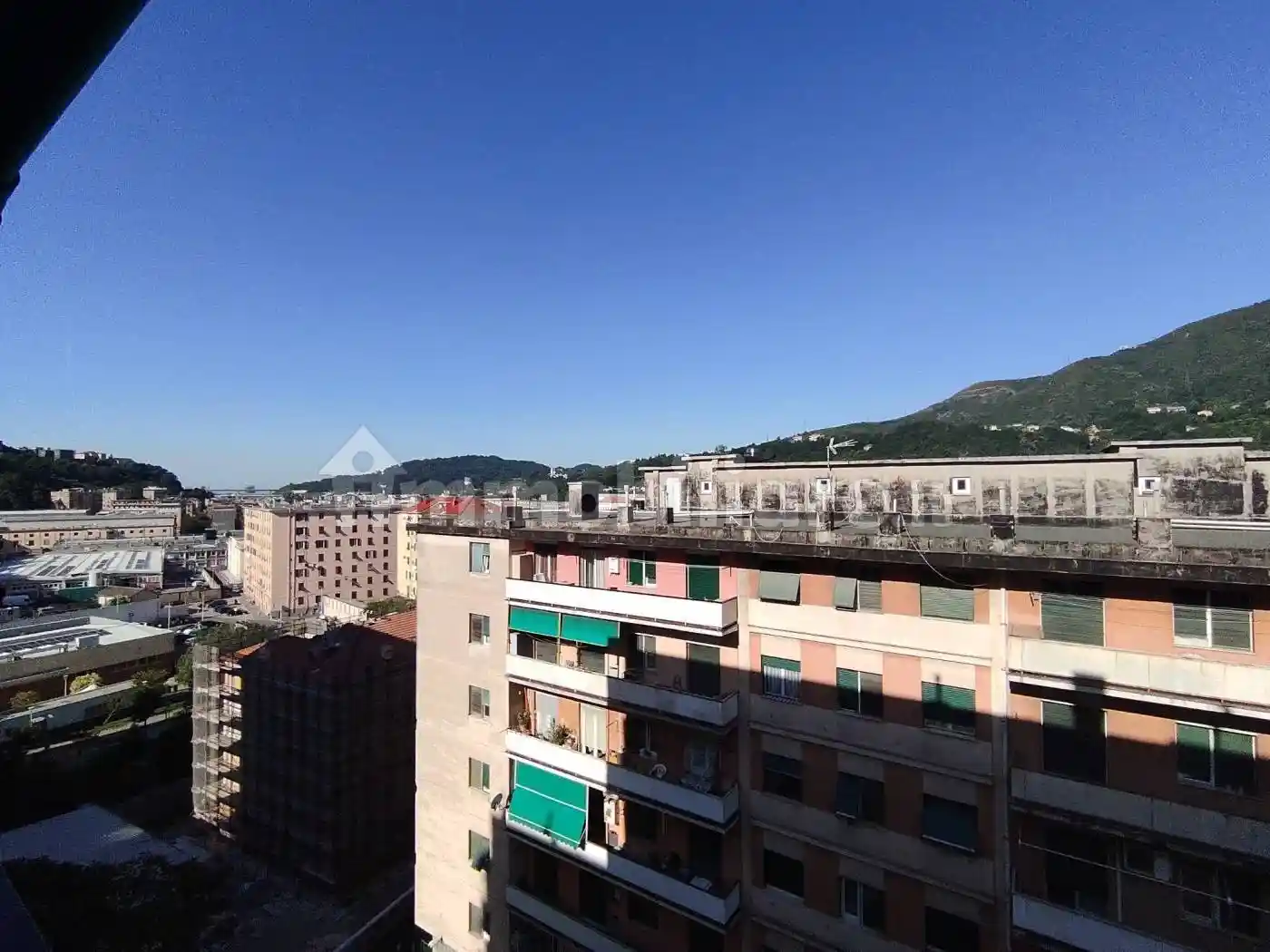 Appartamento in vendita a Genova