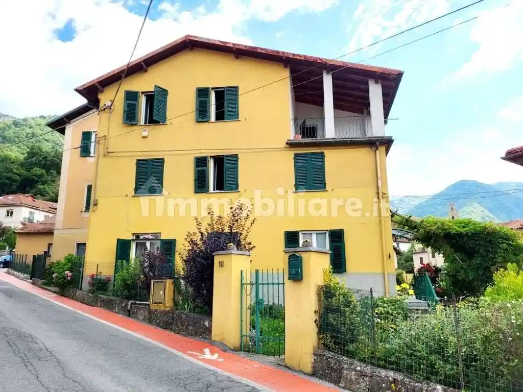 Villa in vendita a Savignone
