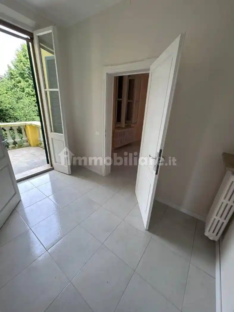 Villa in affitto a Suzzara