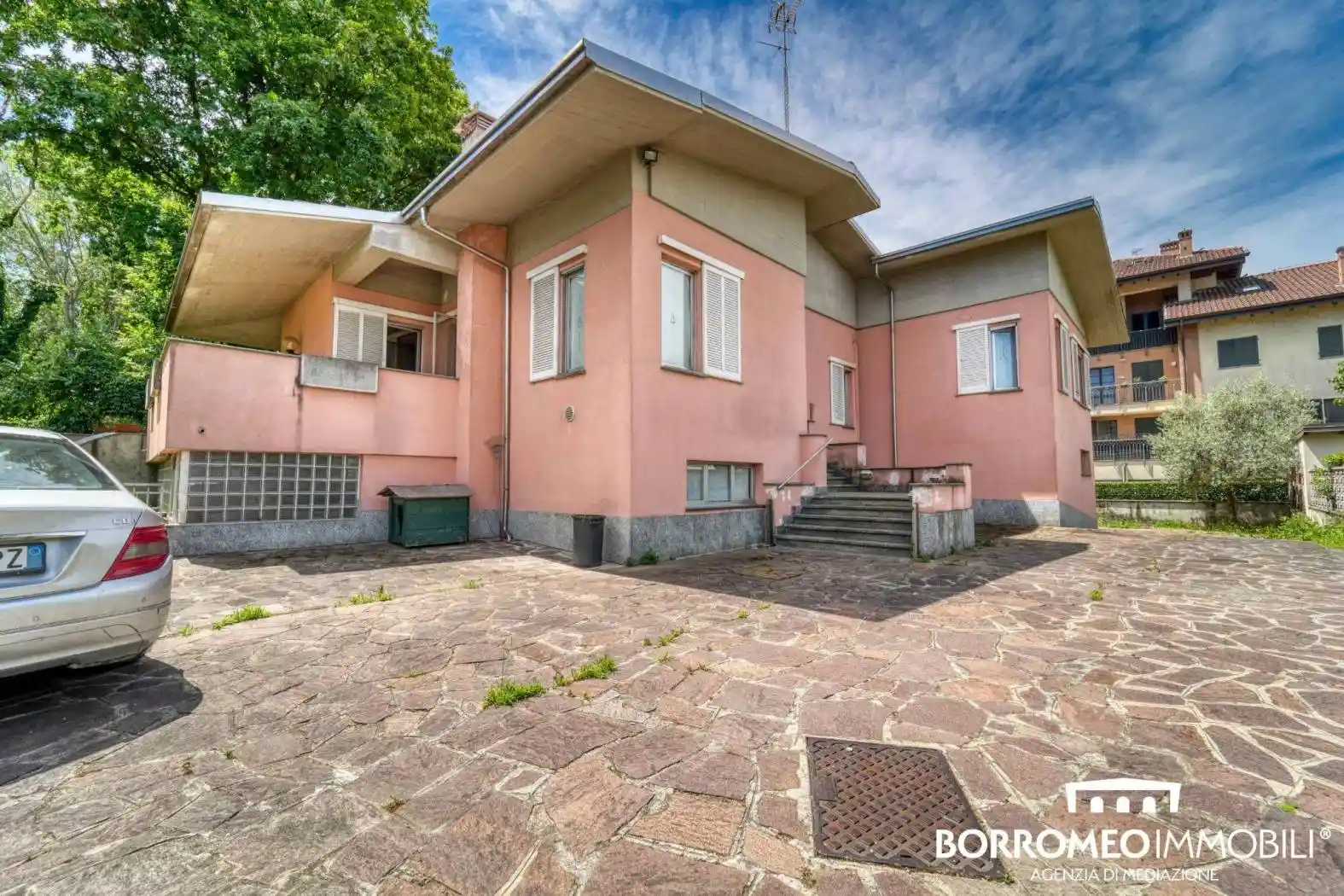 Villa in vendita a Pantigliate