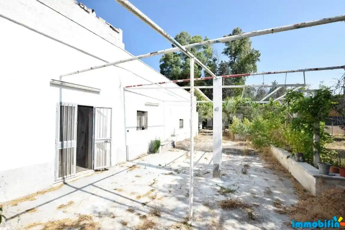 Rustico - Casale in vendita a Oria