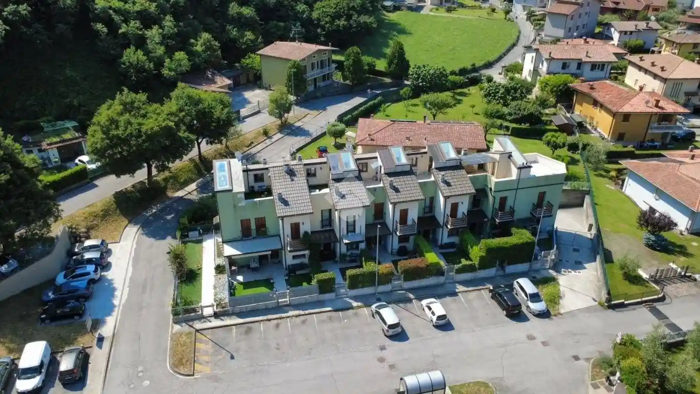 Villetta a schiera in vendita a Roè Volciano