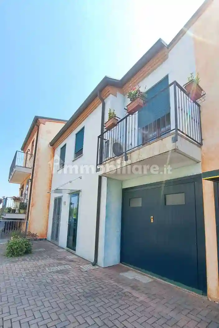 Villetta a schiera - foto 2