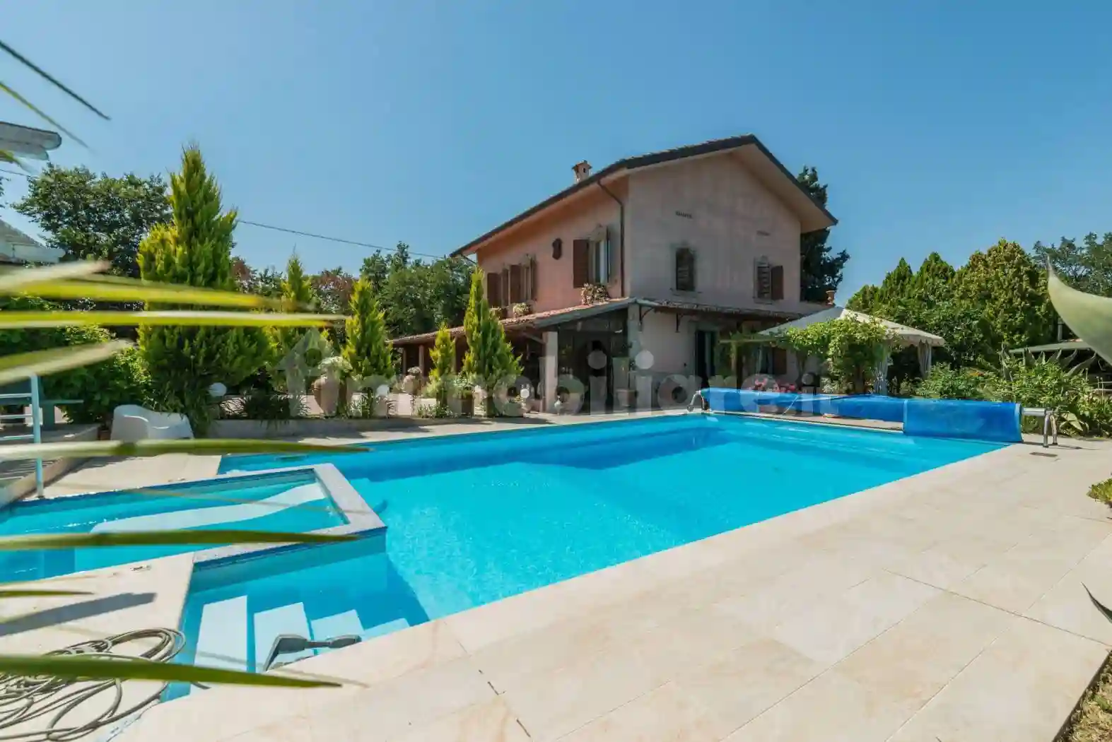 Villa - foto 4