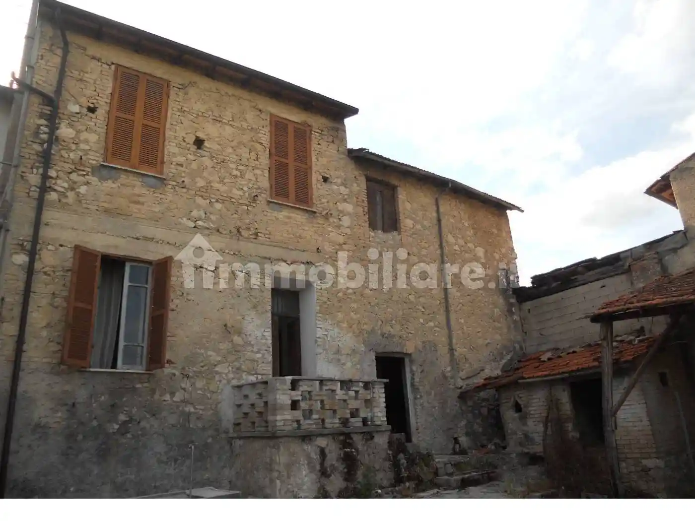 Casa indipendente in vendita a Avezzano