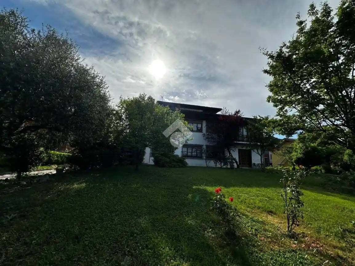 Appartamento in vendita a Albano Sant'Alessandro
