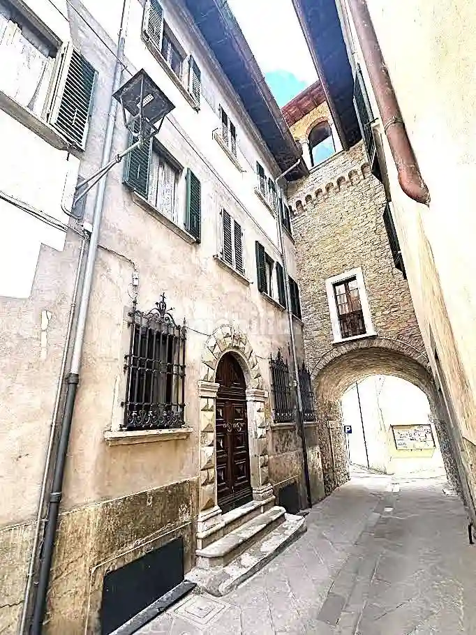 Palazzo - Edificio - foto 2