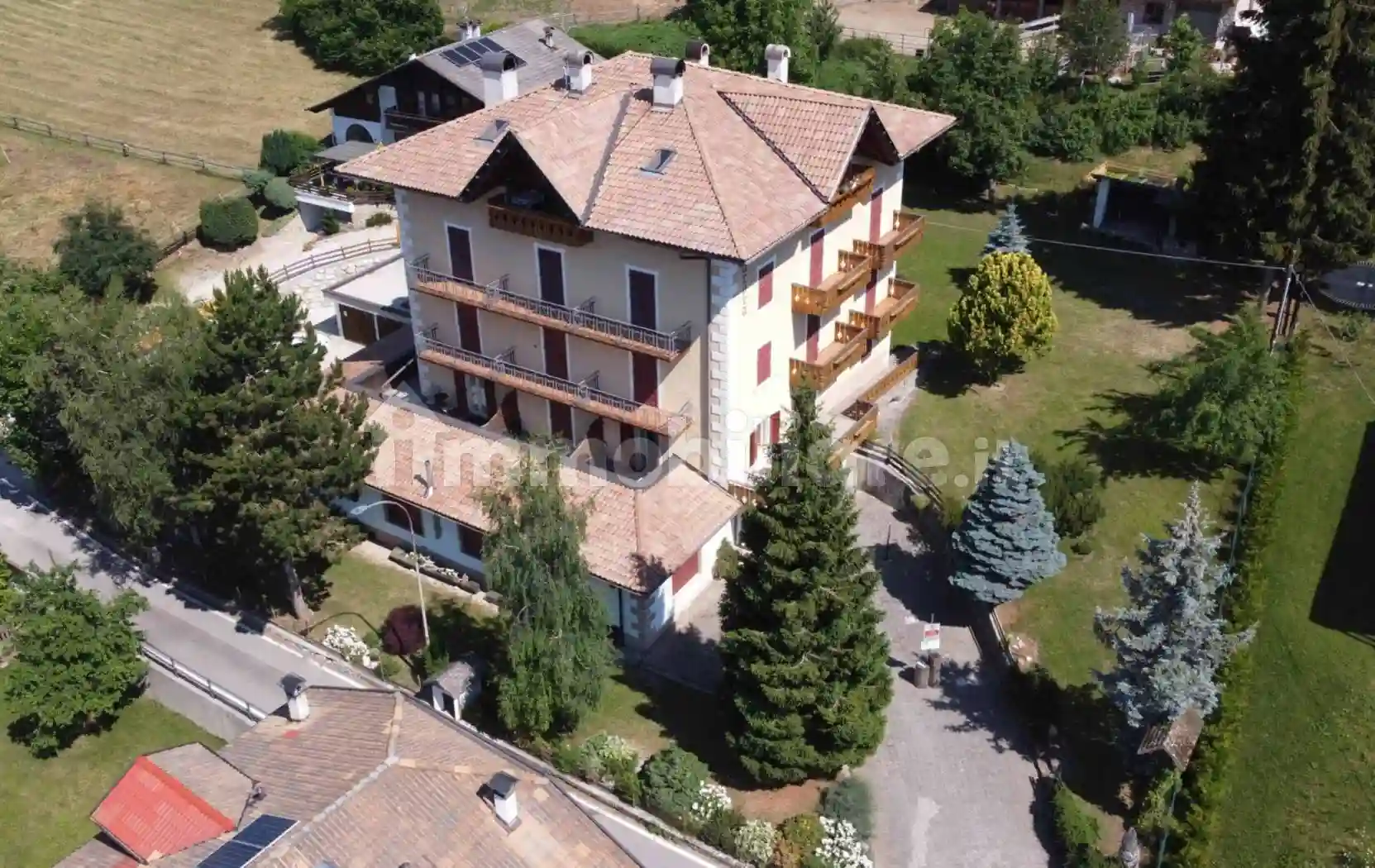 Palazzo - Edificio - foto 2