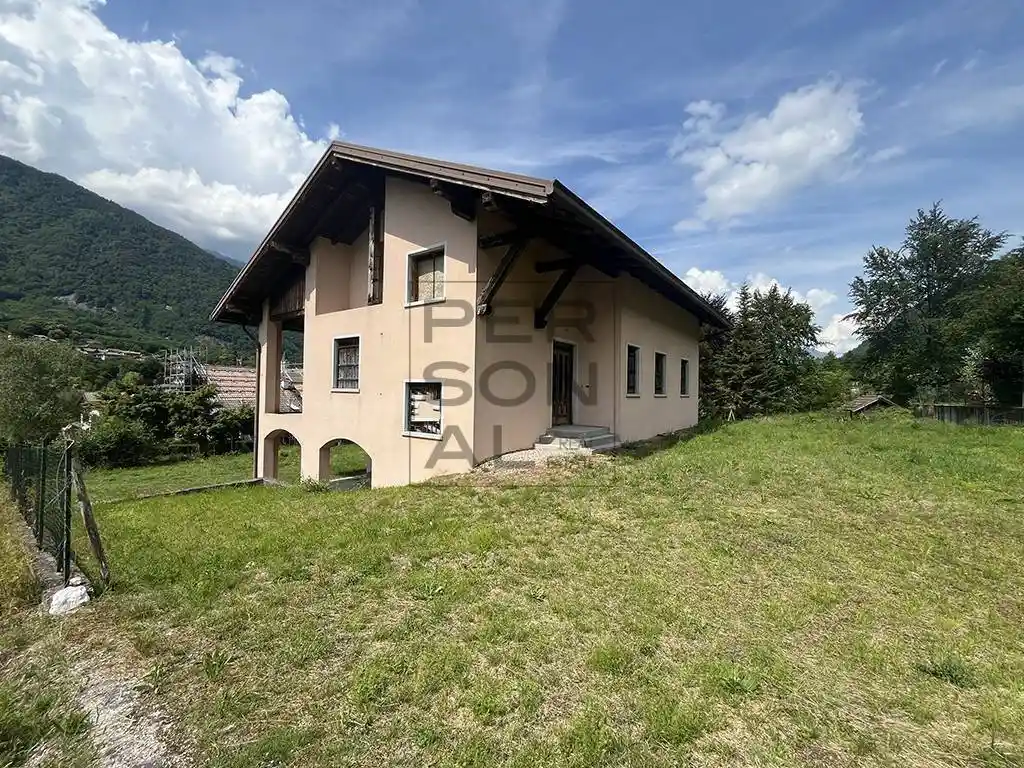 Casa indipendente in vendita a Roncegno Terme