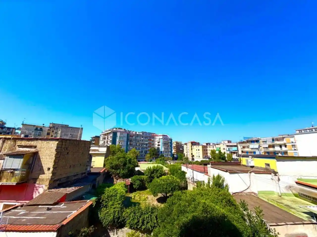 Appartamento in vendita a Napoli