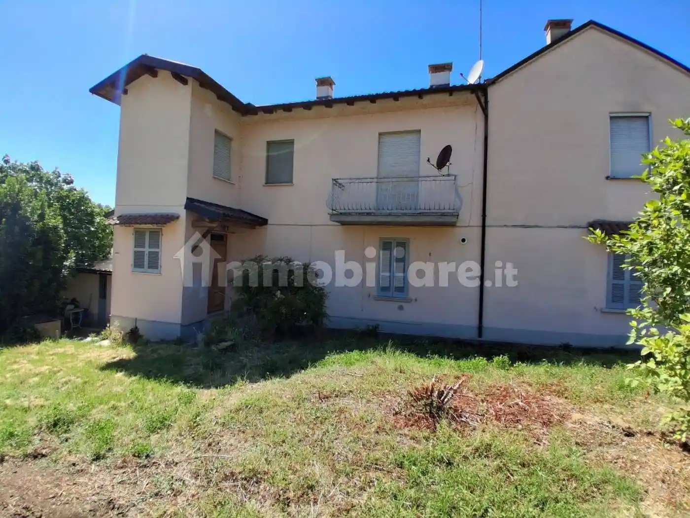 Villa in vendita a Casteggio
