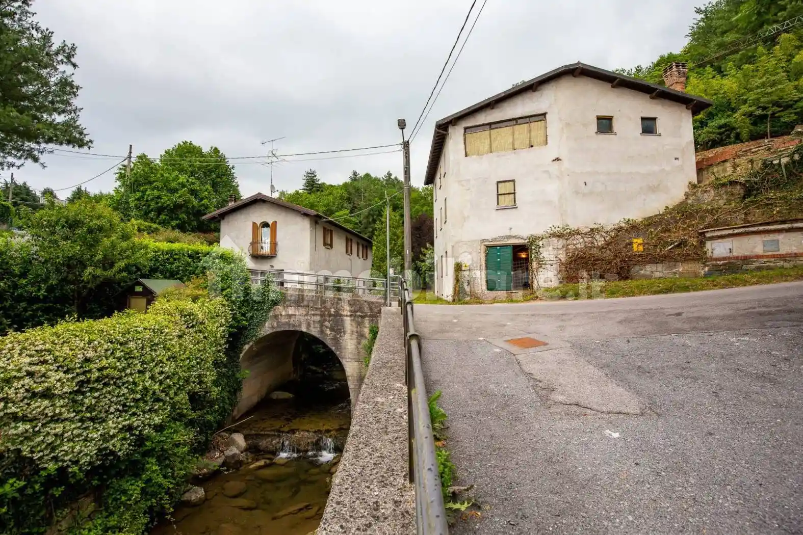 Rustico - Casale in vendita a Colle Brianza