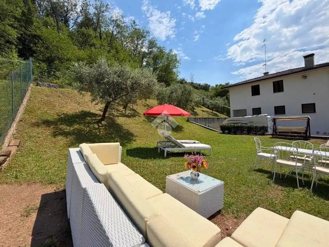 Villa in vendita a Romano d'Ezzelino