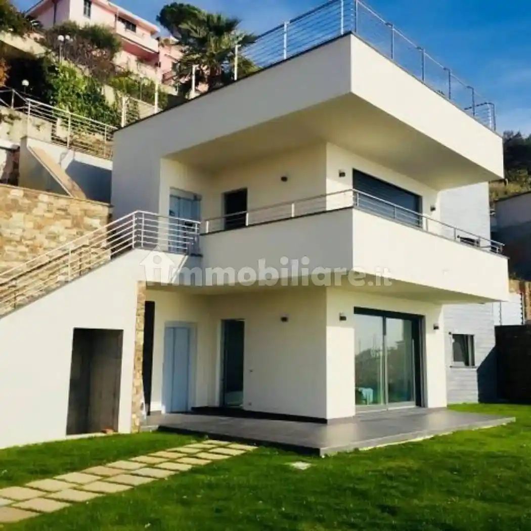 Villa in vendita a Rapallo