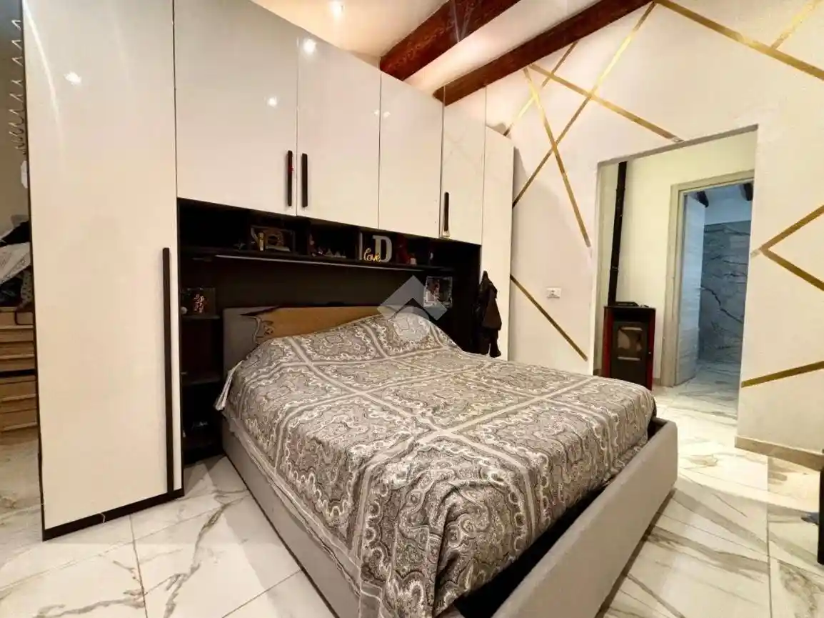 Casa indipendente in vendita a Prato