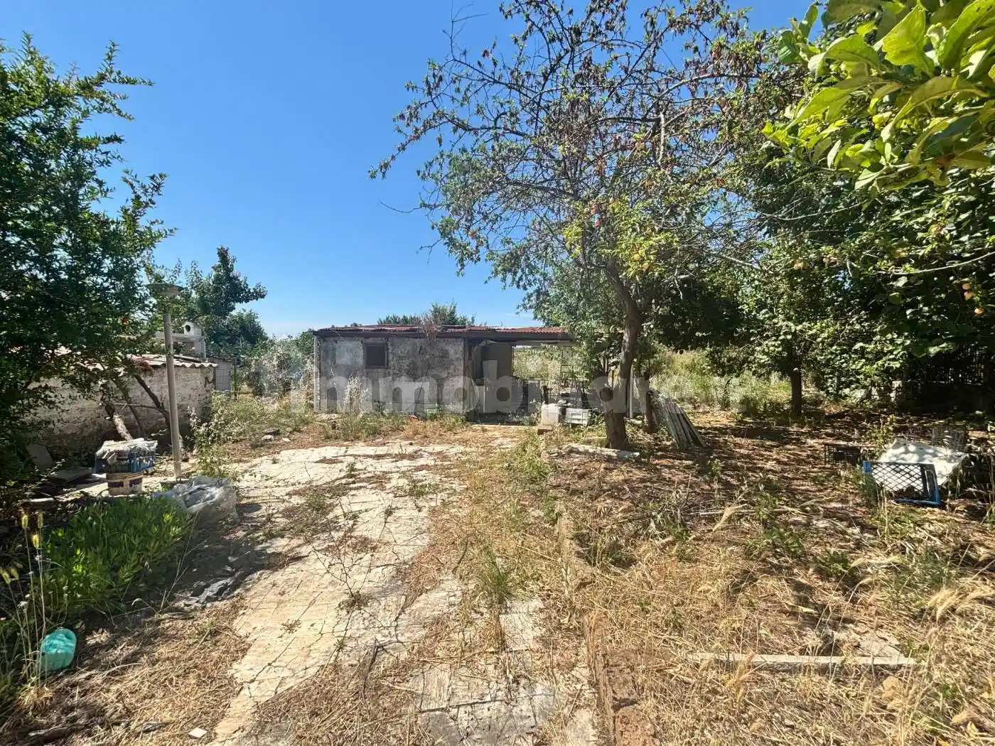 Casa indipendente in vendita a Pomezia