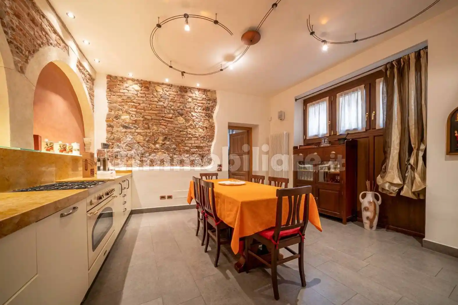 Appartamento in vendita a Verona