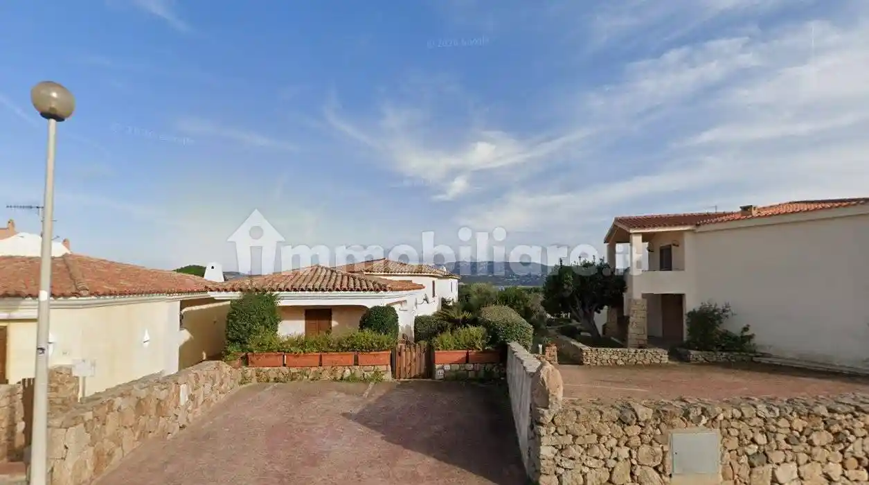 Appartamento in vendita a Arzachena