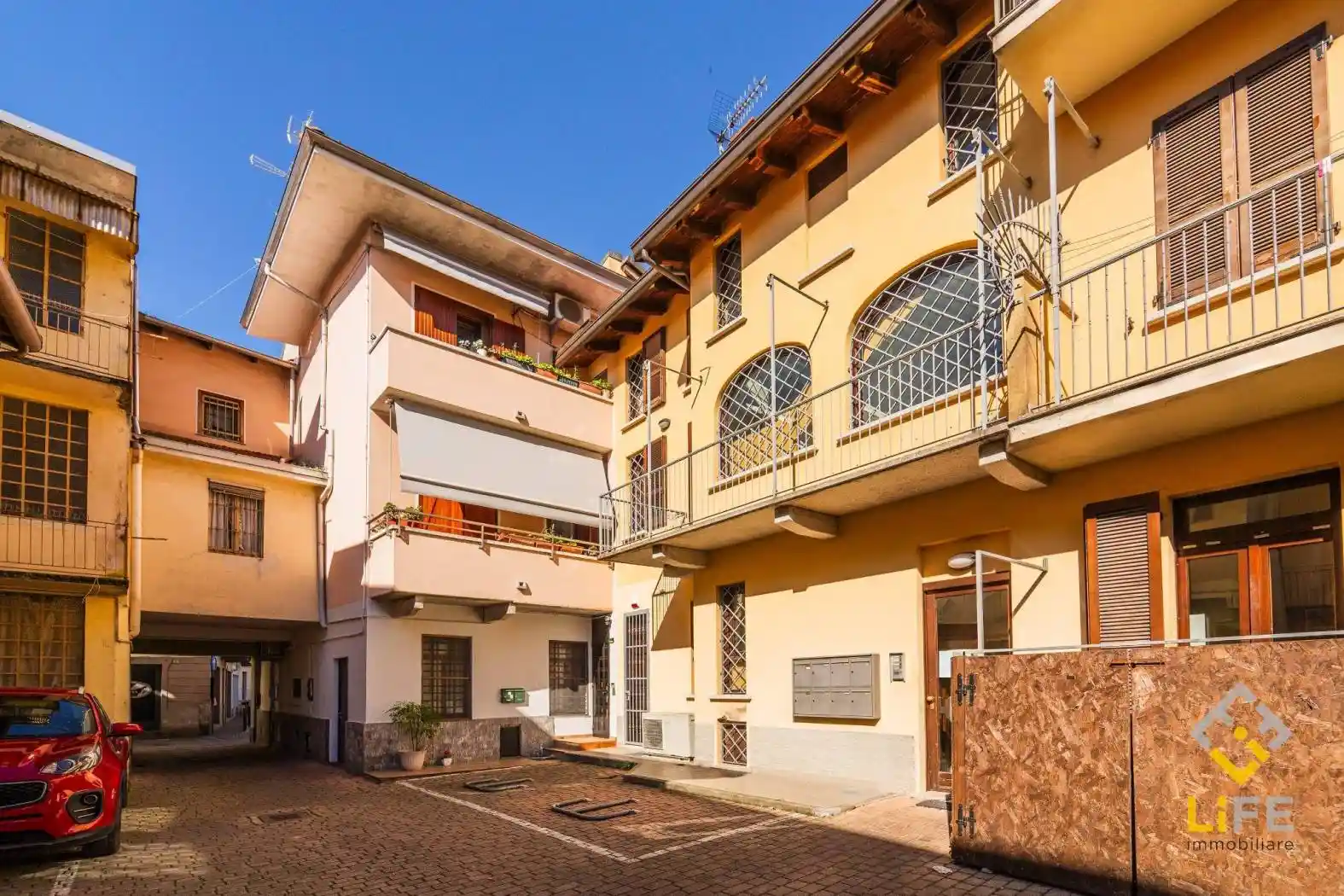 Appartamento in vendita a Galliate
