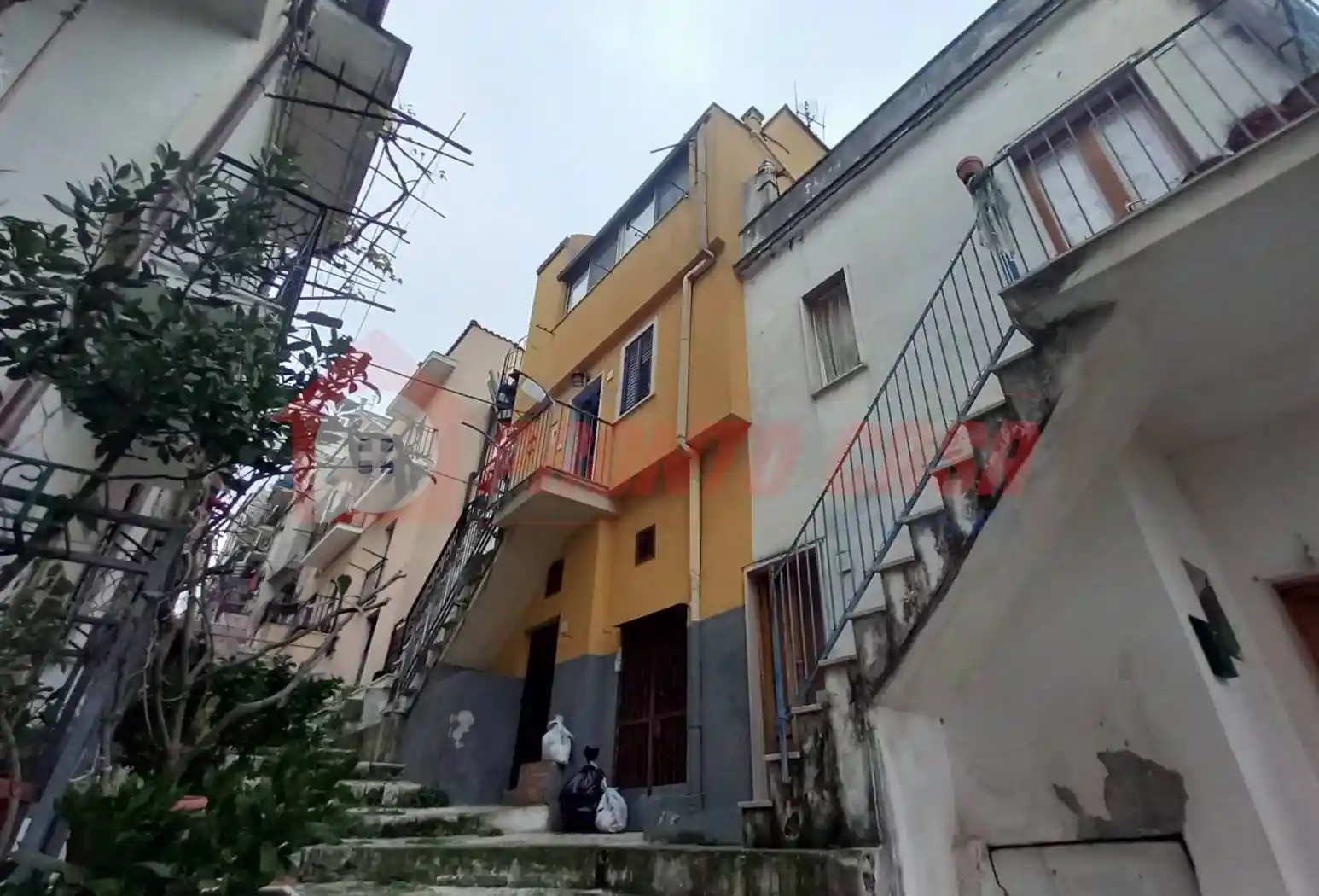 Palazzo - Edificio in vendita a Ischitella