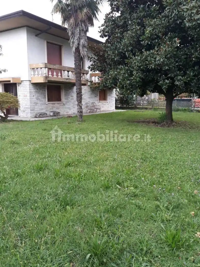 Casa indipendente in vendita a San Vendemiano