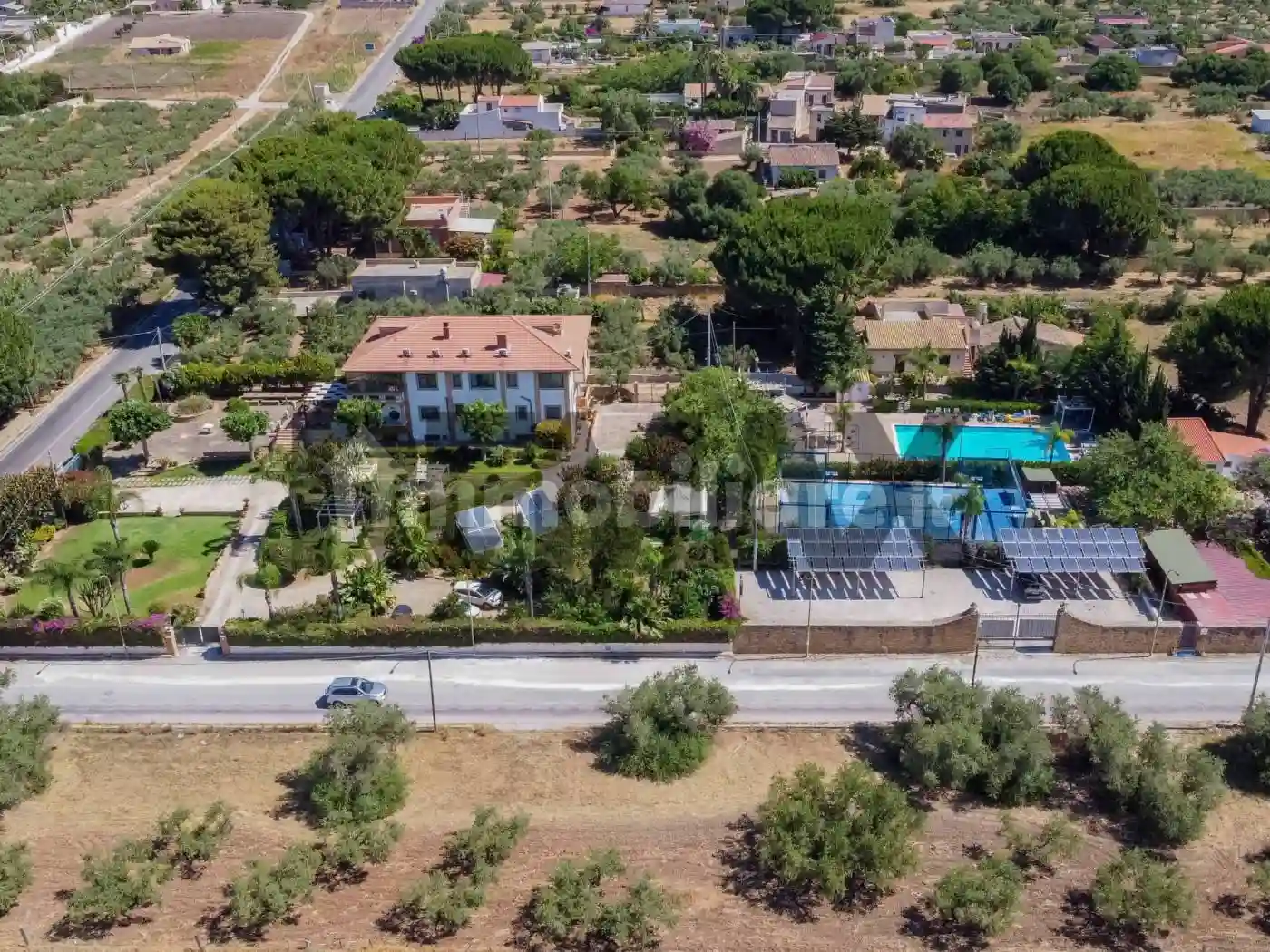 Villa - foto 2