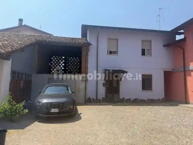 Casa indipendente in vendita a Orio Litta
