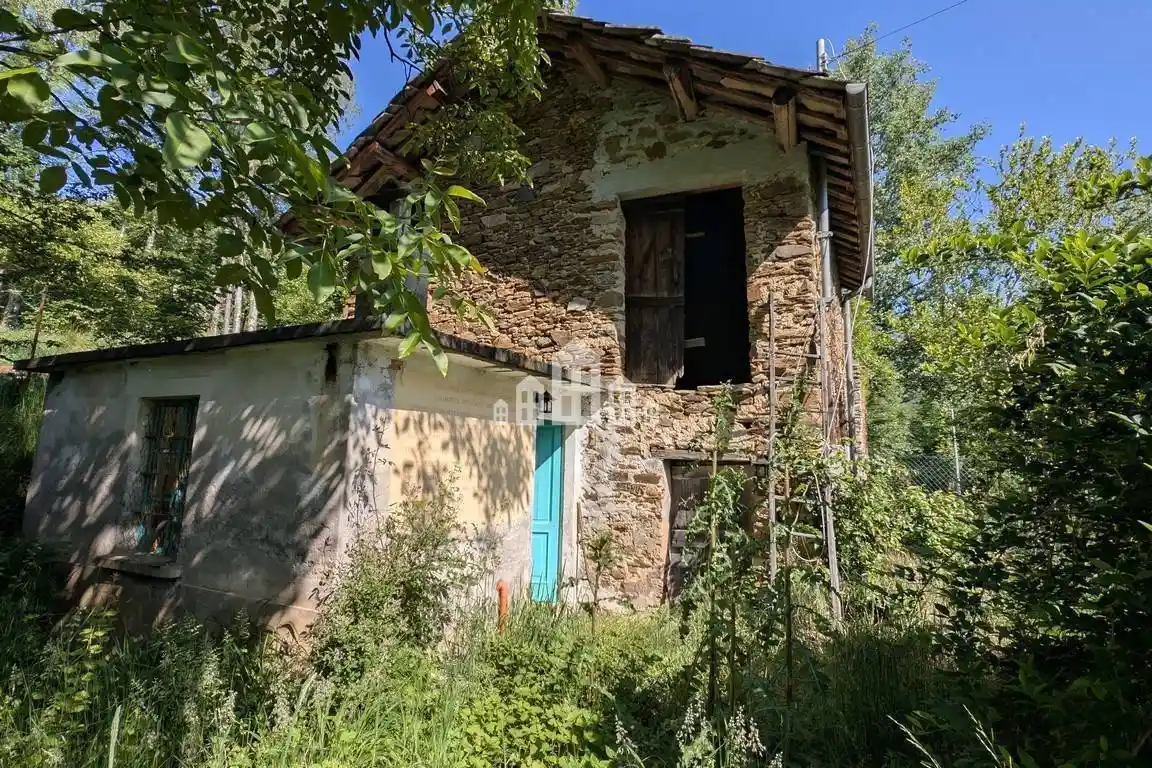 Rustico - Casale in vendita a Rueglio