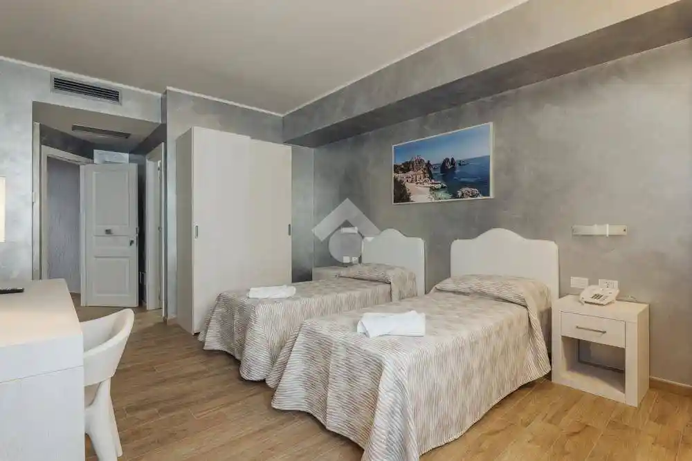 Palazzo - Edificio in vendita a Balestrate