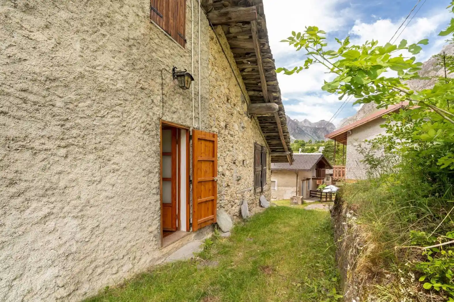 Casa indipendente in vendita a Acceglio