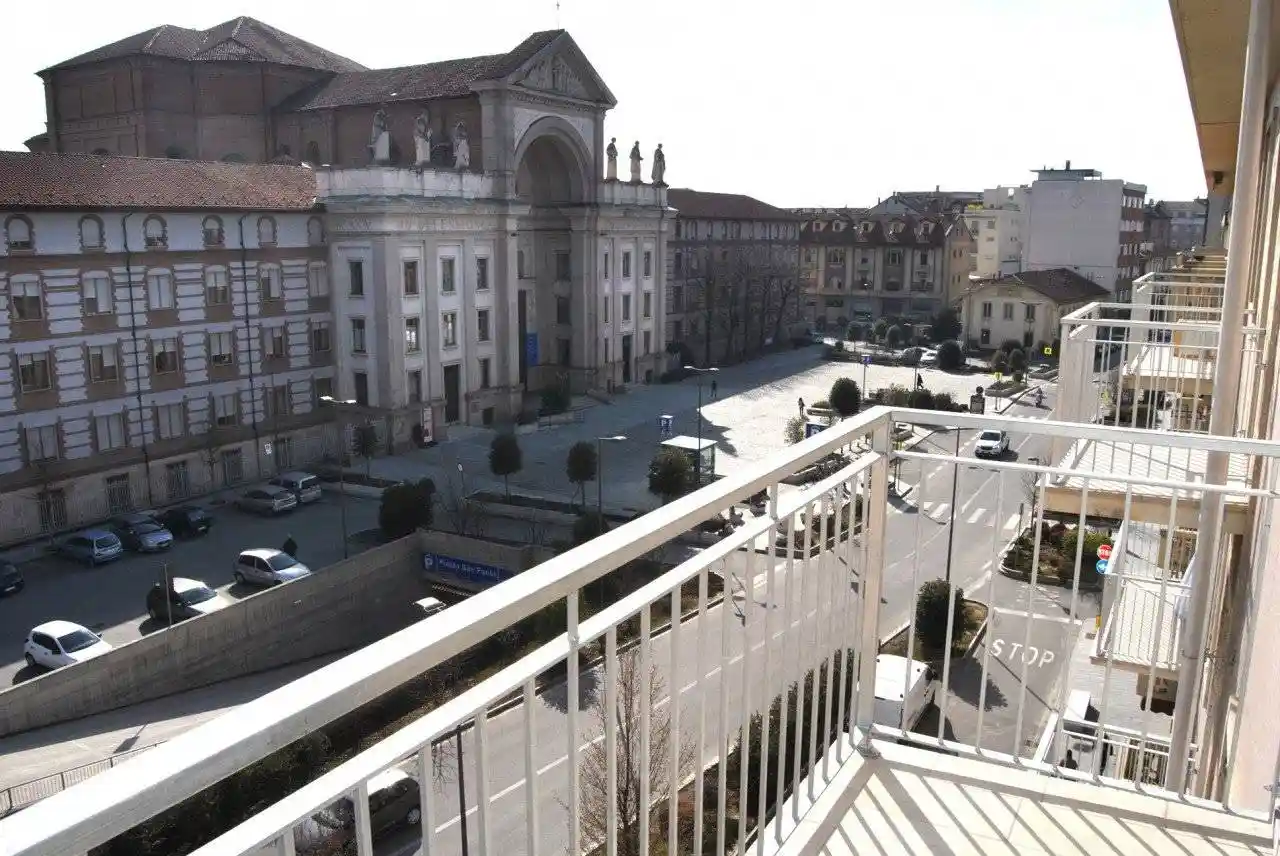 Appartamento in affitto a Alba