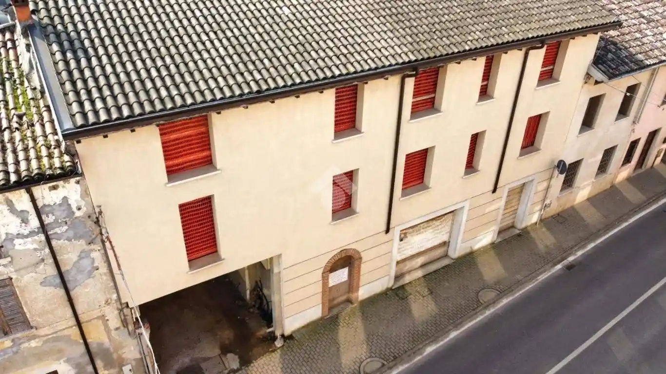 Appartamento in vendita a Barbariga
