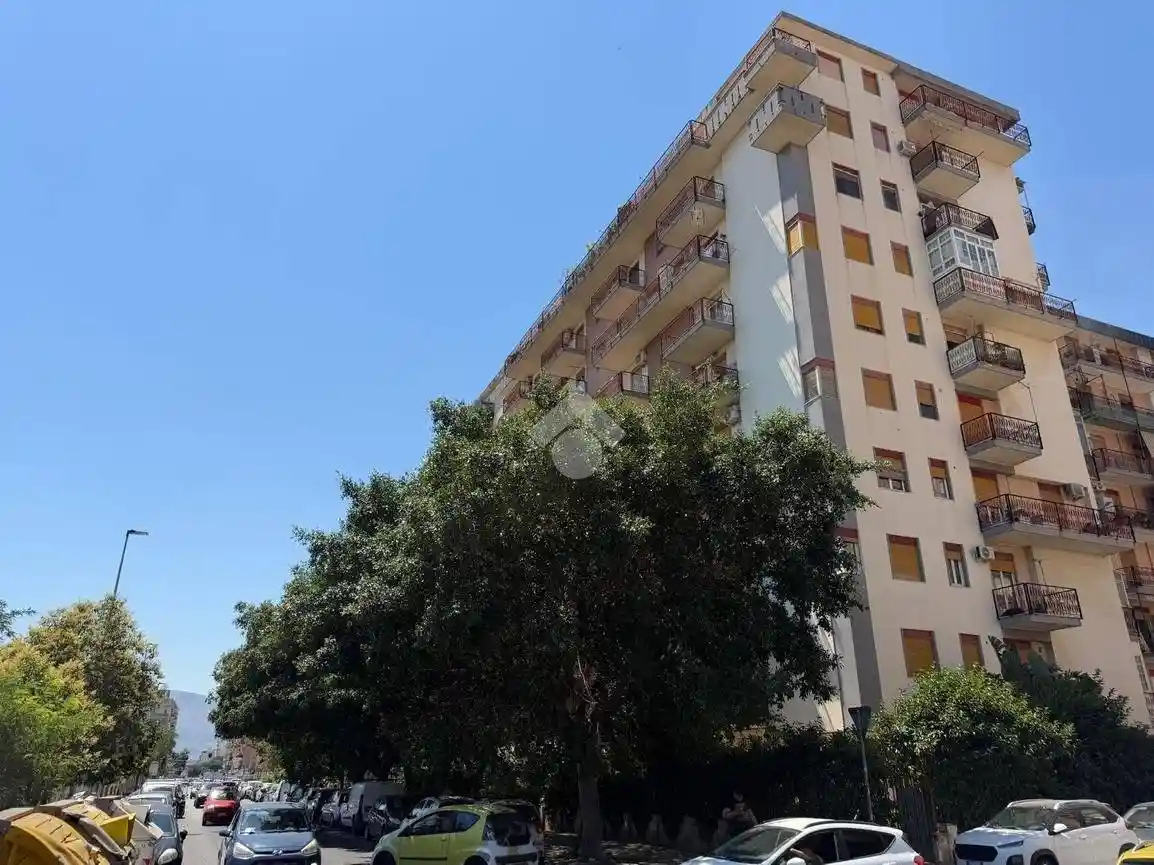 Appartamento in vendita a Palermo
