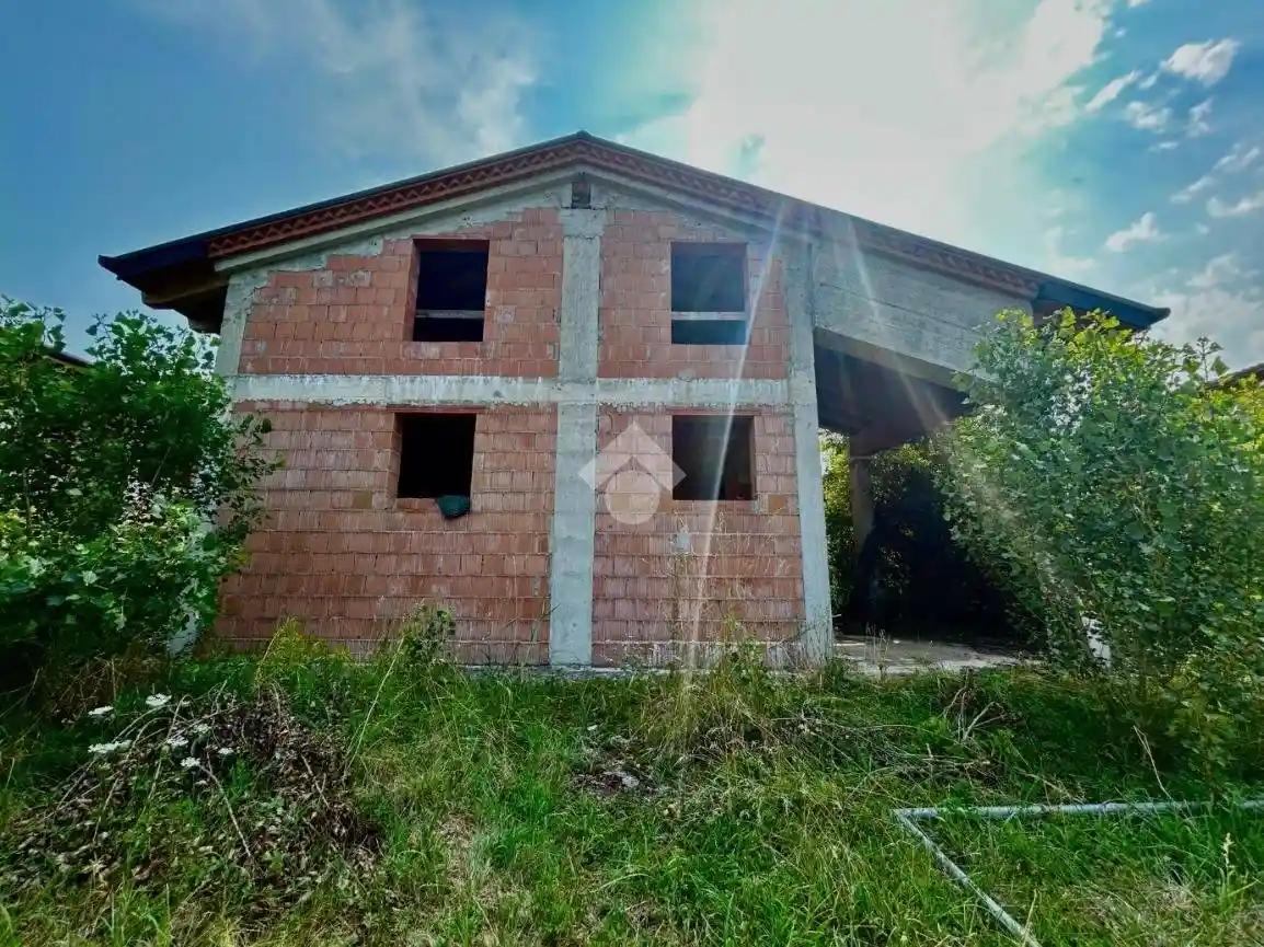 Rustico - Casale in vendita a Maser