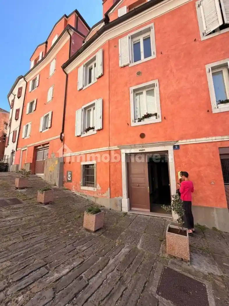 Appartamento in vendita a Trieste