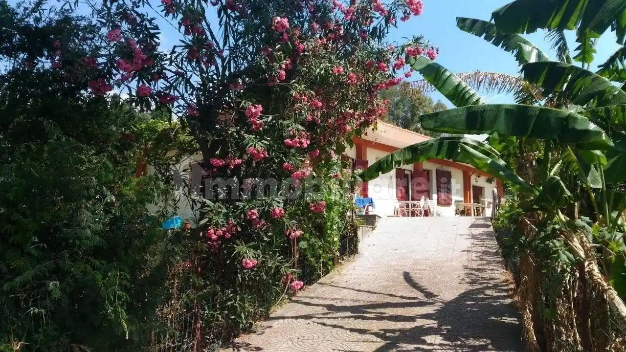 Villa in vendita a Riposto