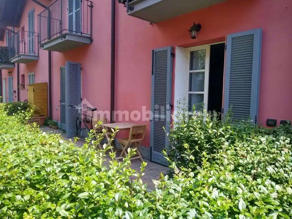 Appartamento in affitto a Sesto Calende