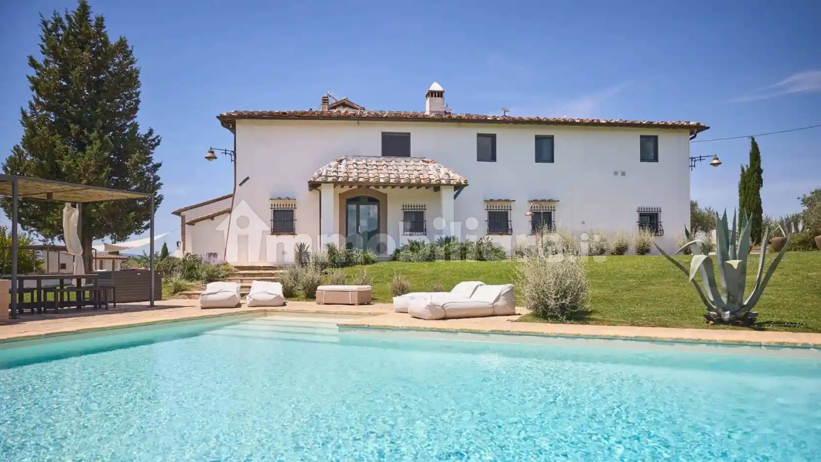 Villa in vendita a Certaldo