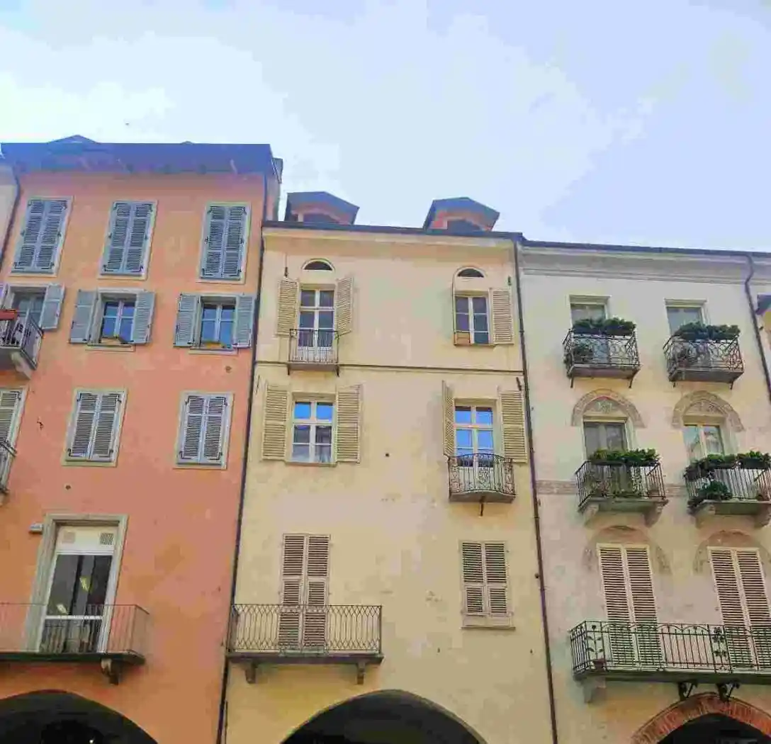 Casa indipendente in vendita a Cuneo