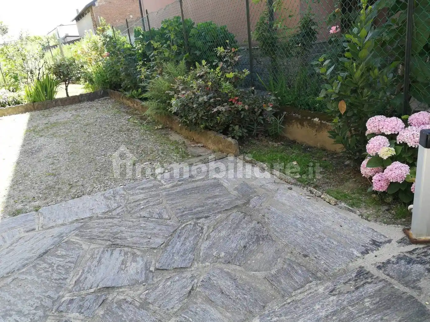 Villa in vendita a Galliate