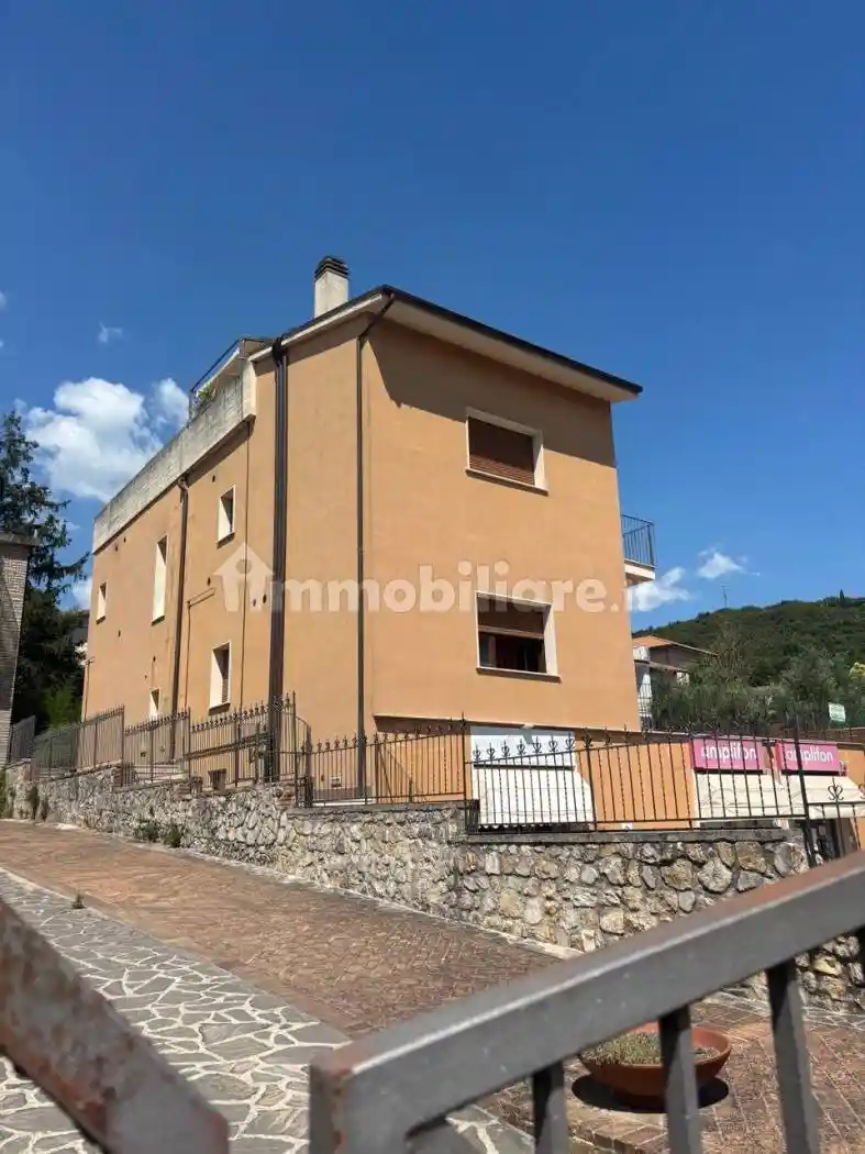 Appartamento in vendita a Amelia