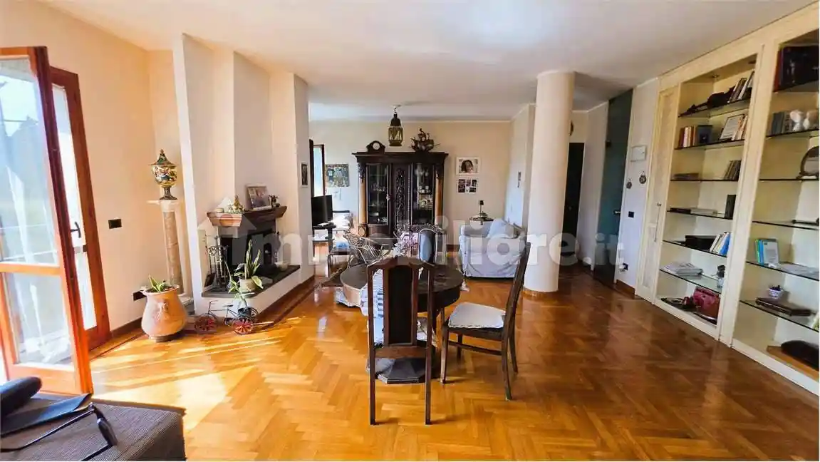 Appartamento in vendita a Sarzana